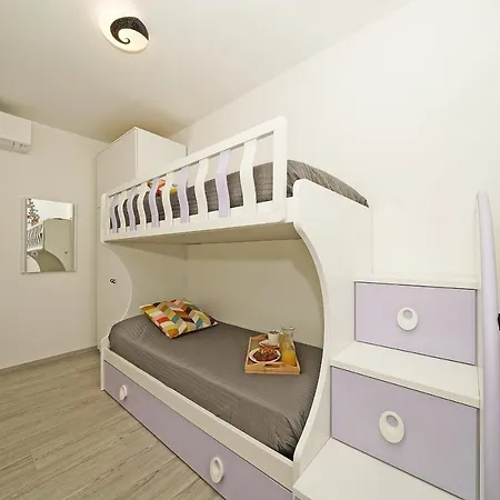 Punta Gro 2-5 By Wonderful Italy *